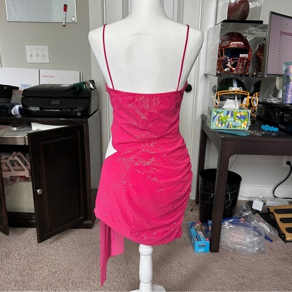 PrettyLittleThing Pink Glitter Corset Cut Out Drape Detail Bodycon Dress NWT 10 - Picture 9 of 13